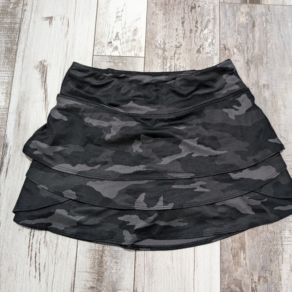 Athleta camo lux‎ swing skirt size L/12